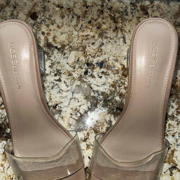 BCBGENERATION Clear Comfort Luckee Square Toe Block Heel Slip On Heeled Sandal - Picture 3 of 6